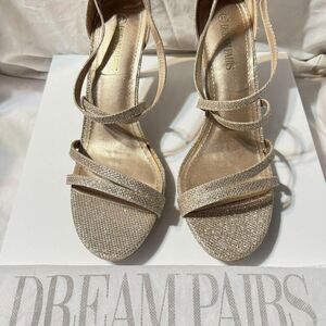 Women's Dream Pairs Gold Sandals heels size 11 Special Occasions
